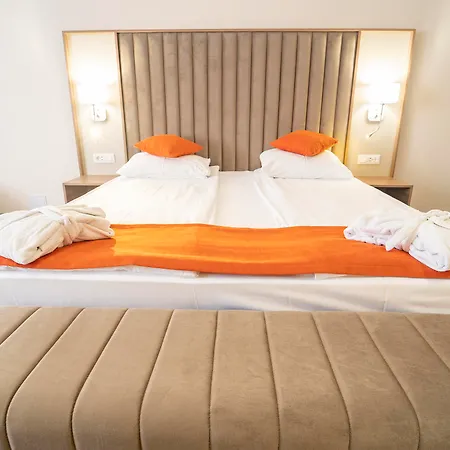 Saint George & Medical Hotel