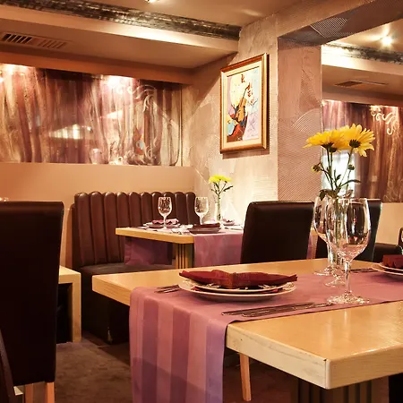 Hotel Saint George & Medical
