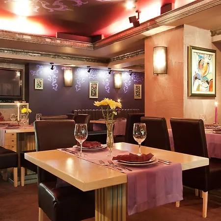 Hotel Saint George & Medical