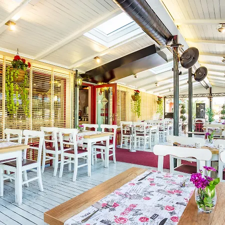 Saint George & Medical Ξενοδοχείο