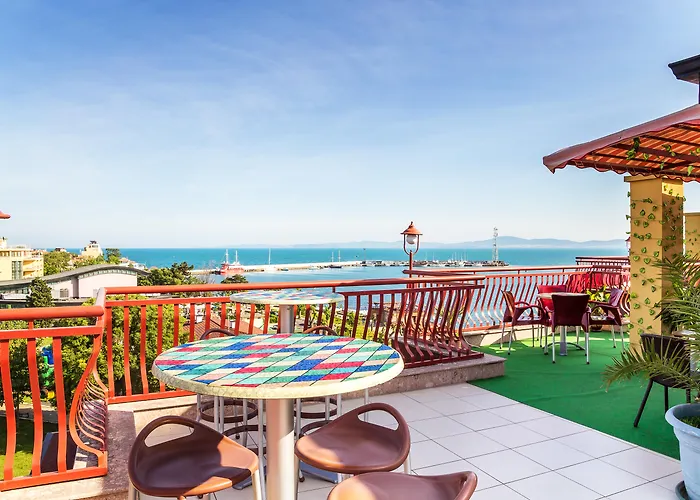 Saint George & Medical מלון