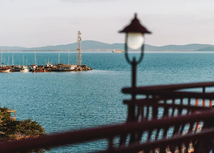 Saint George & Medical מלון 4*