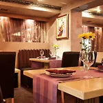 Hotel Saint George & Medical