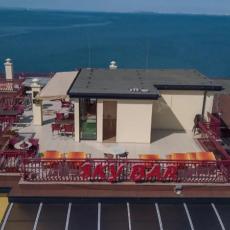 Отель Saint George & Medical Поморие