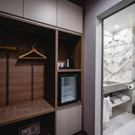 Hotel Saint George & Medical