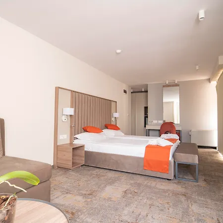 Saint George & Medical Отель