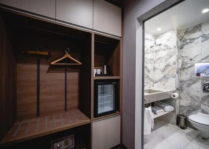 Hotel Saint George & Medical